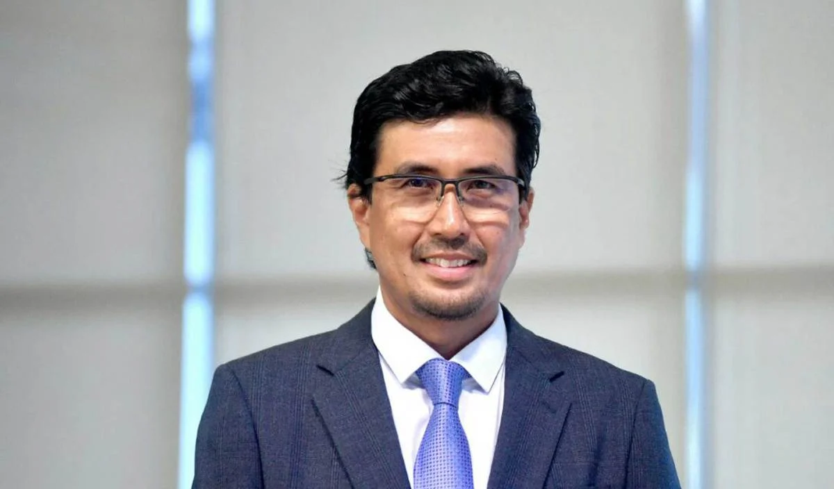 Dato' Azmir Saifuddin Mutalib